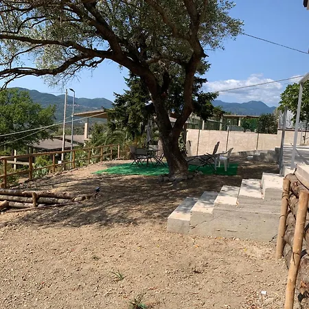 In Con Giardino Σπίτι διακοπών